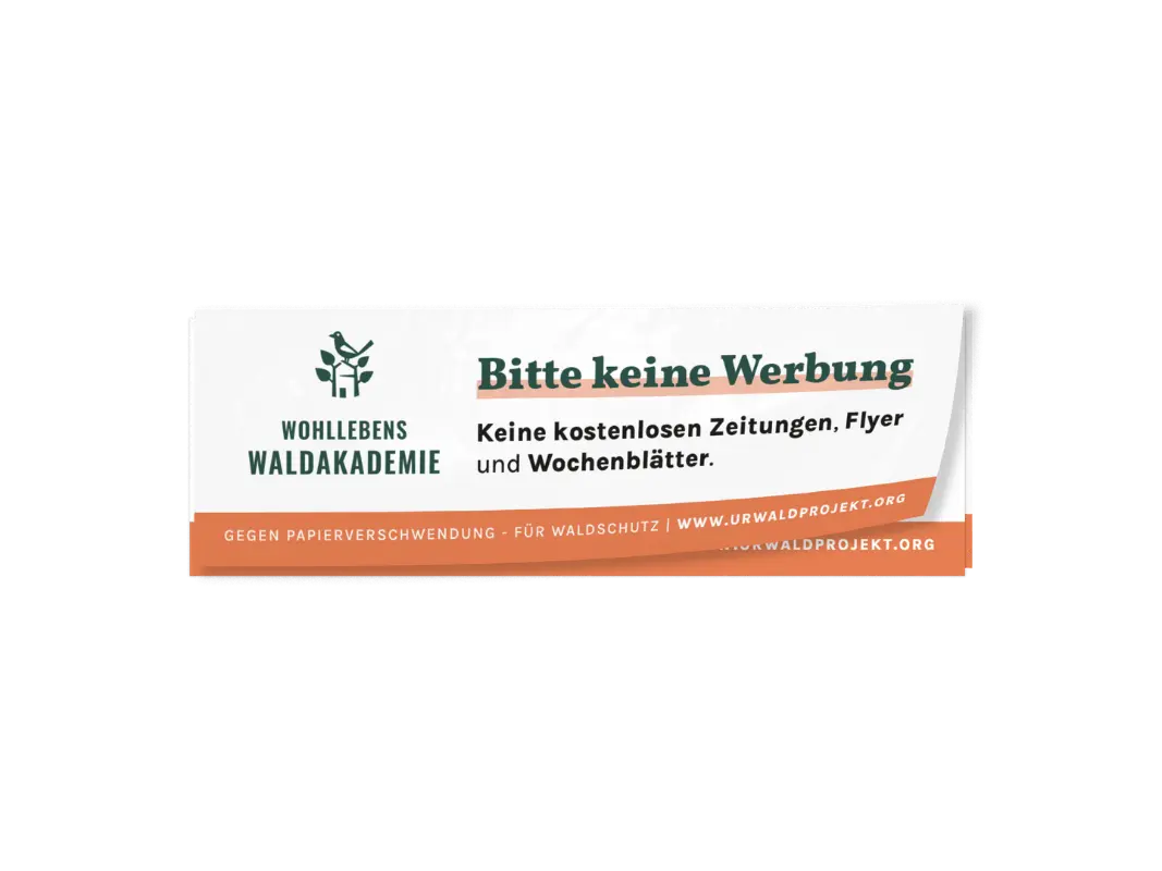 Reduzieren Sie Papiermüll mit einem "Bitte keine Werbung"-Aufkleber von Wohllebens Waldakademie - keine Anzeigen, Gratiszeitungen oder Flyer in Ihrem Briefkasten! Holen Sie sich jetzt Ihren kostenlosen Aufkleber.